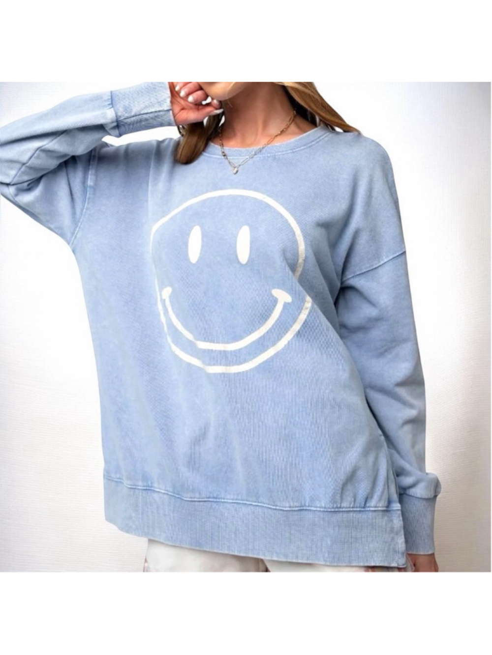 Easel Mineral Washed Smiley Happy Face Crewneck Pullover Top in Peri Blue Size S